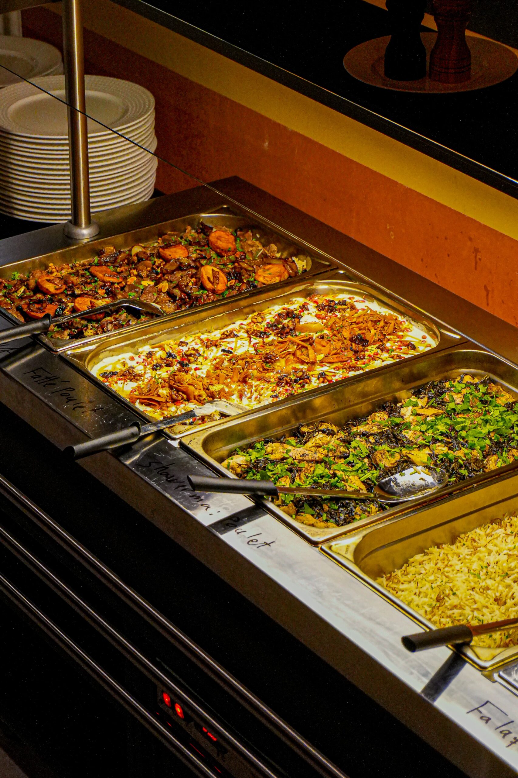 Main courses buffet in Phenicia Kirchberg